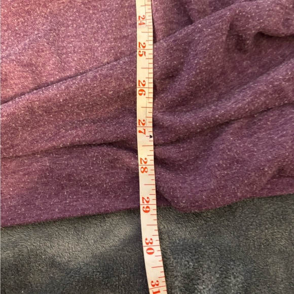 Chic Women's Purple Sweatshirt with Button Details - Picture 5 of 8